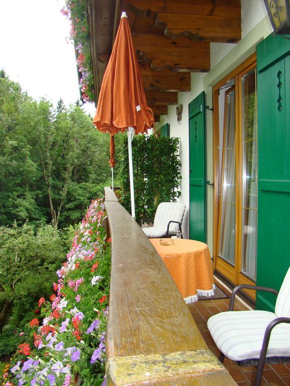 مبيت وإفطار فيستينو Landhaus Teufl الغرفة الصورة