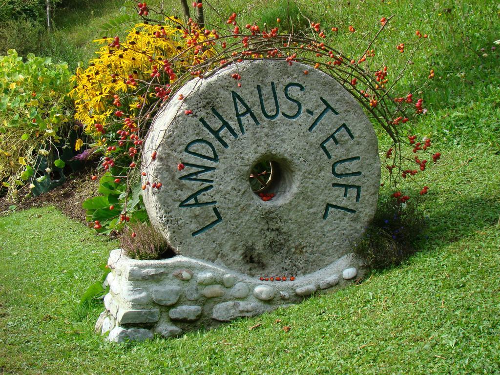مبيت وإفطار فيستينو Landhaus Teufl المظهر الخارجي الصورة